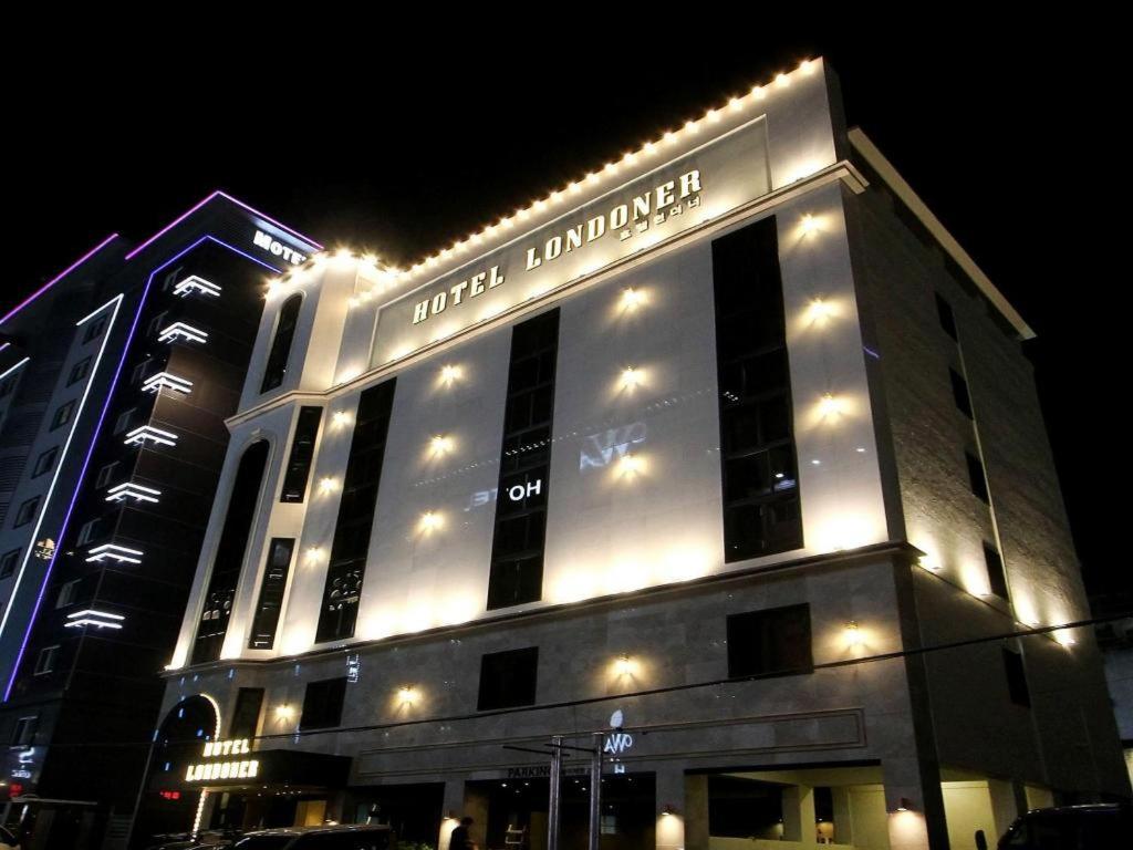 Londoner Hotel Busan Buitenkant foto
