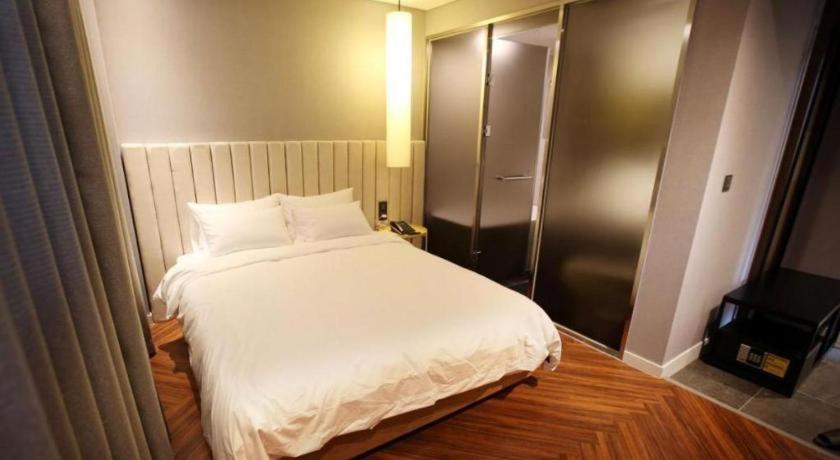 Londoner Hotel Busan Buitenkant foto