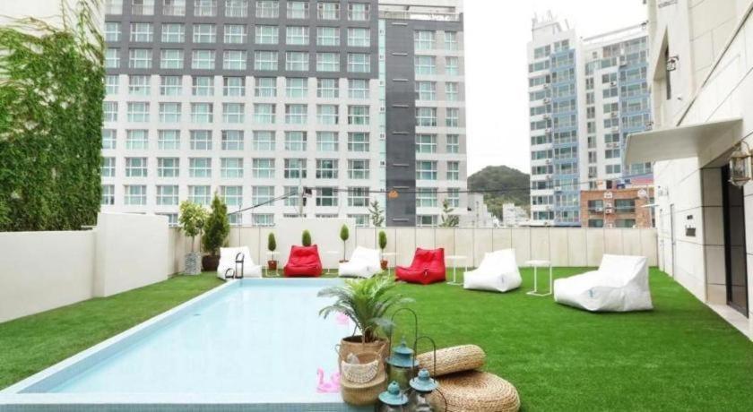 Londoner Hotel Busan Buitenkant foto