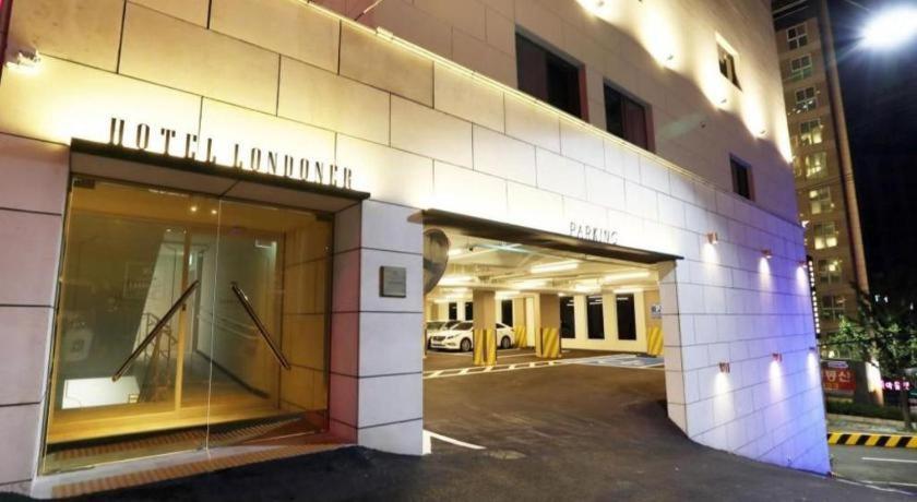 Londoner Hotel Busan Buitenkant foto