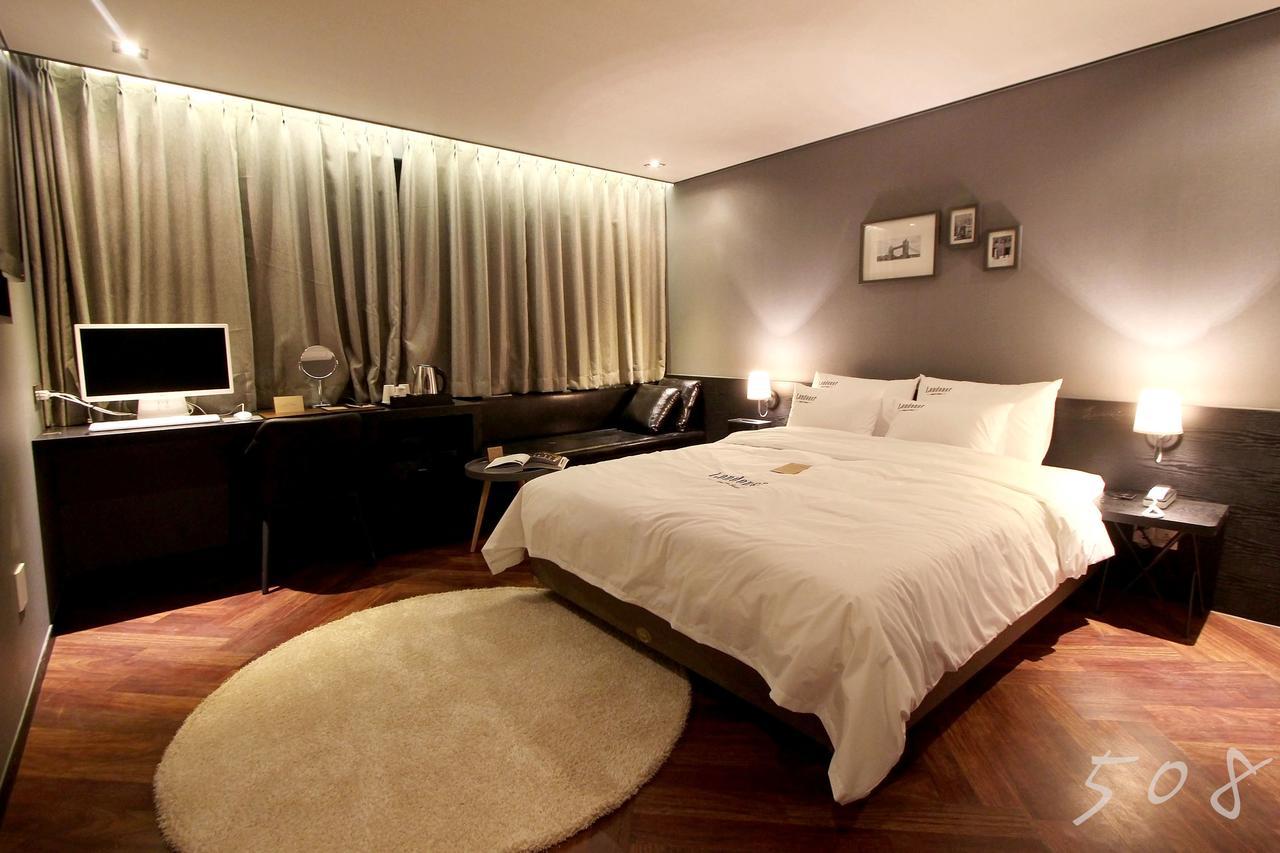 Londoner Hotel Busan Buitenkant foto