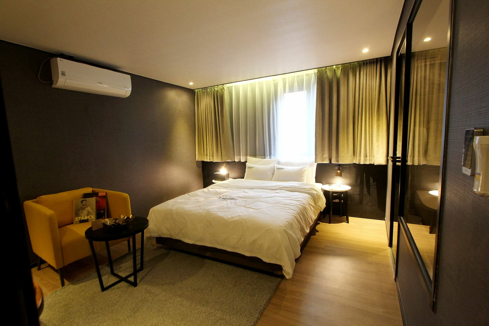Londoner Hotel Busan Buitenkant foto